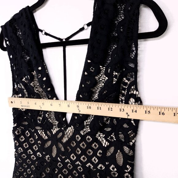 Free People One Million Lovers Mini Dress Size 4 Black Lace Overlay Low V-neck - Picture 6 of 16